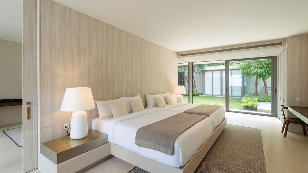 Veyla Beach Villa 6 - Restful guest bedroom 2